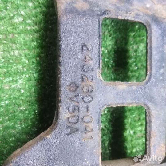 Кронштейн кондиционера Mitsubishi lancer 9