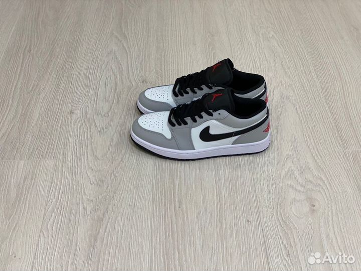 Кроссовки Air Jordan 1 Low Light Smoke Grey