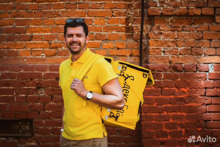 Pабота пeшим кy рьером Яндeкc.Едa 18+