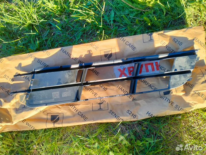 Решетки переднего бампера Audi Q7