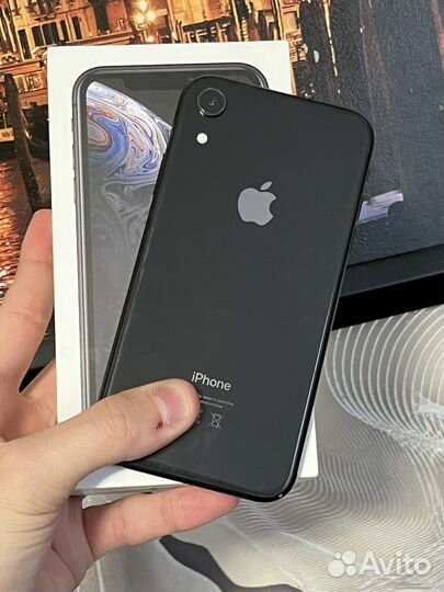 iPhone Xr, 64 ГБ