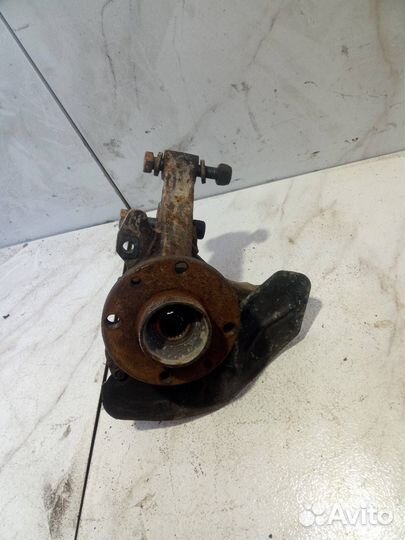 Кулак передний левый Fiat Albea 2007 NET