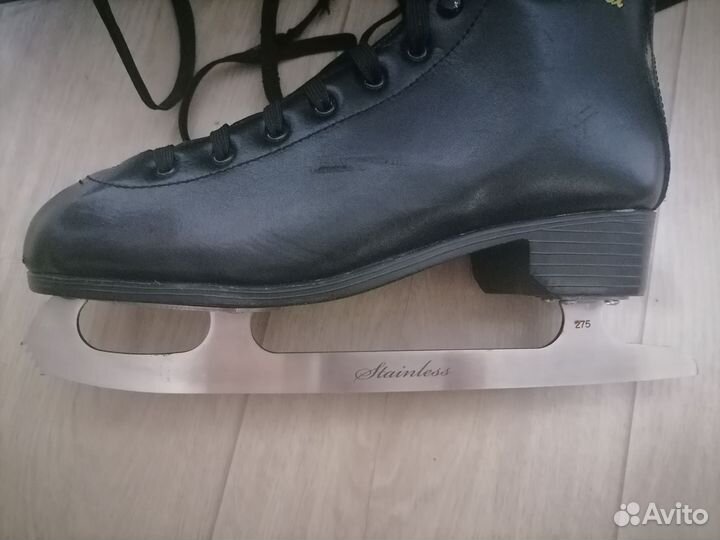 Коньки фигурные мужские 43