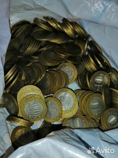 Монеты биметалл 10 р