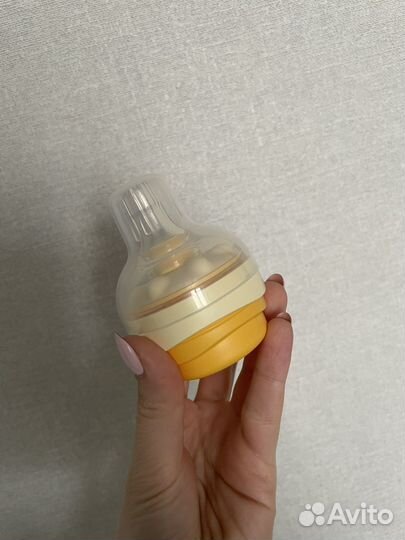 Бутылочки medela и смарт соска