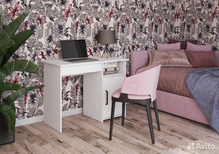 Школьный уголок