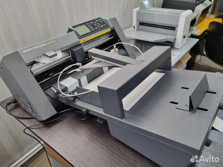 Режущий плоттер graphtec с f-mark
