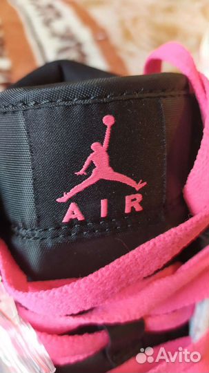 Nike Air Jordan 1 Mid SE Hyper Pink / Оригинал