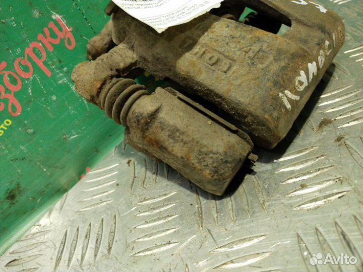 Суппорт передний правый Chevrolet Lanos седан 1.5