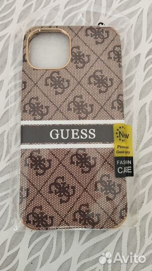Чехол на iPhone 13 guess