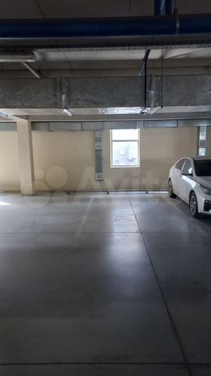 Машиноместо, 15 м²