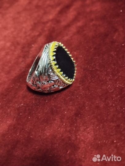 Мужской перстень