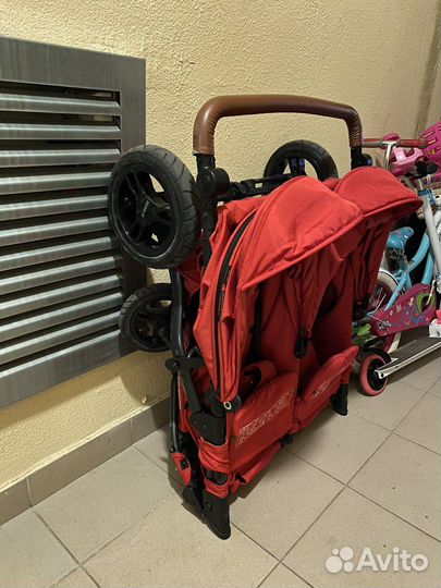 Коляска прогулочная для двойни