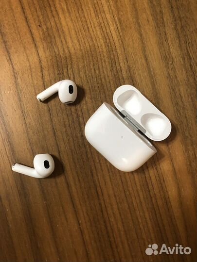 AirPods 3