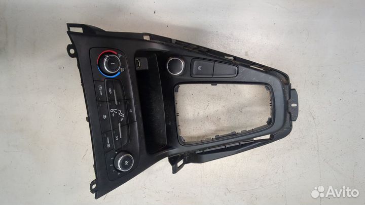 Переключатель отопителя Ford Focus 3, 2017