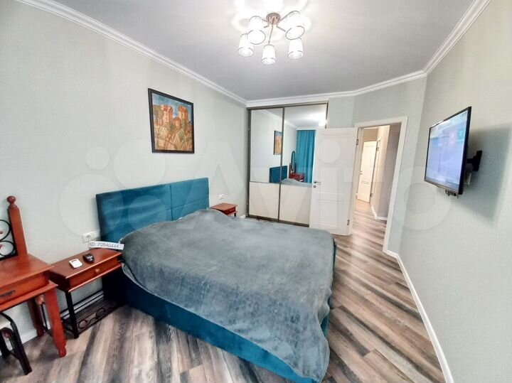 2-к. квартира, 72 м², 10/16 эт.