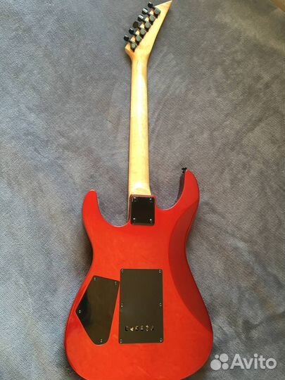 Электрогитара