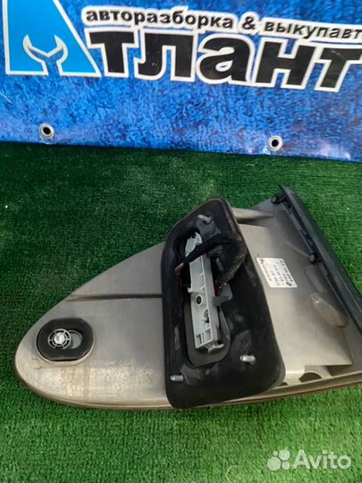 Фонарь в крыло правый Mercedes-Benz E-Class W211