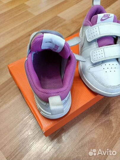 Кроссовки Nike для девочки