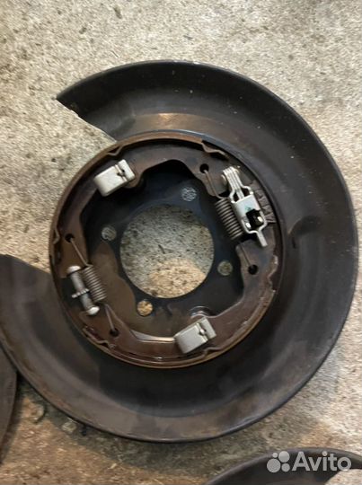 Задние тормозные механизмы Honda Accord 8 CU2