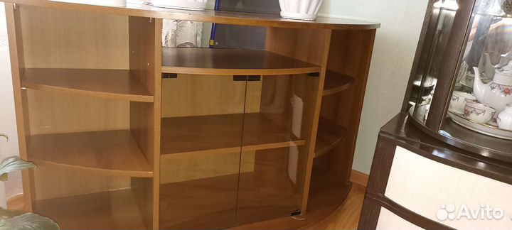 Тумбочка под телевизор