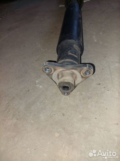 Карданный вал BMW X6 E71 N63 B44