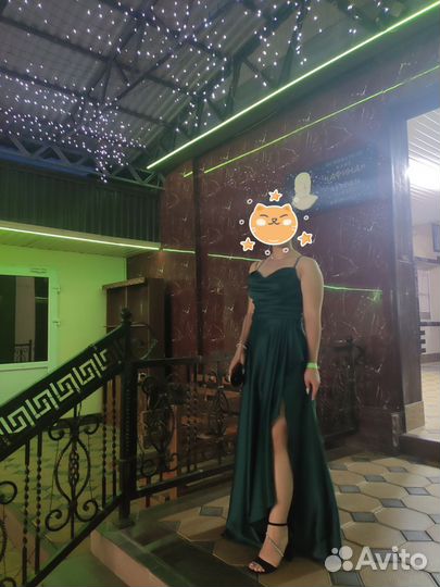 Вечернее платье