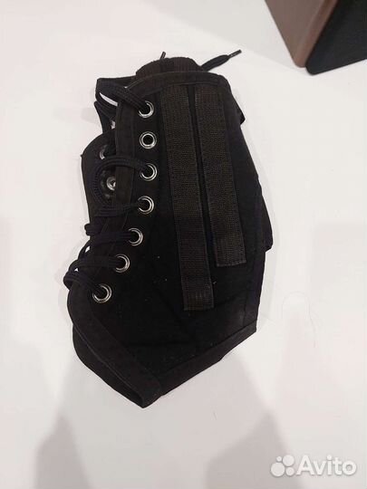 Бандаж голеностопный