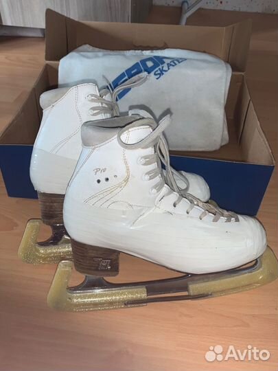 Фигурные коньки risport