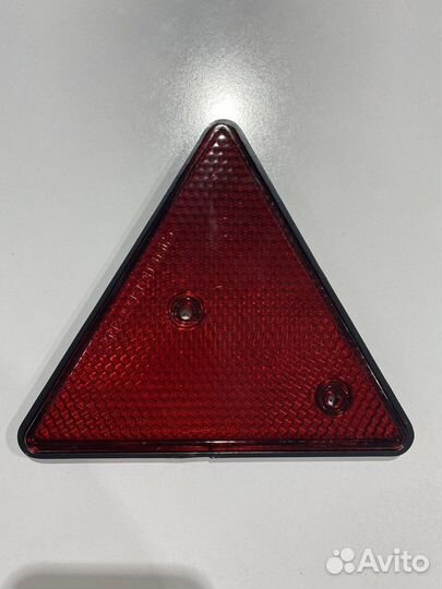 Светоотражатель треугольный