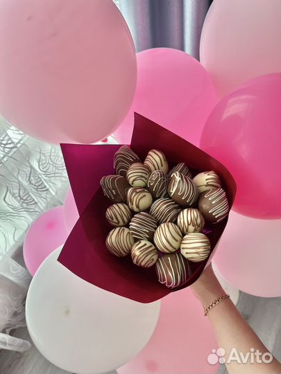 Букеты из клубники в шоколаде