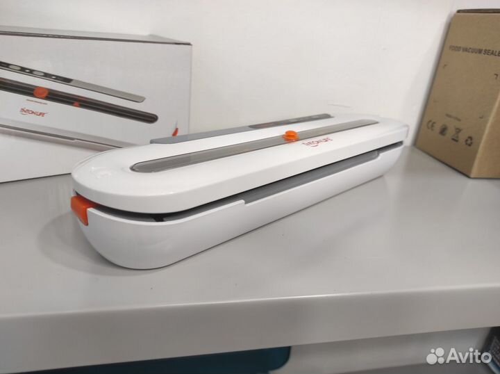 Вакуумный упаковщик