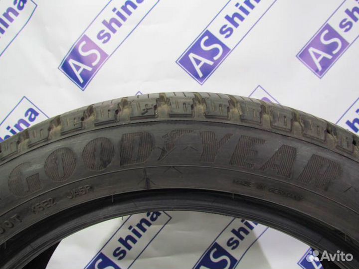 Goodyear EfficientGrip SUV 215/55 R18 89H