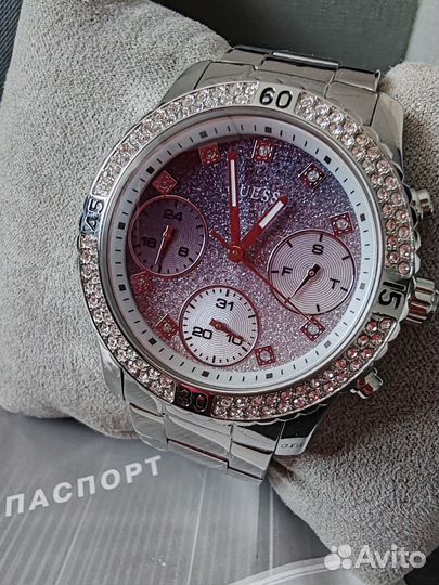 Часы Guess женские
