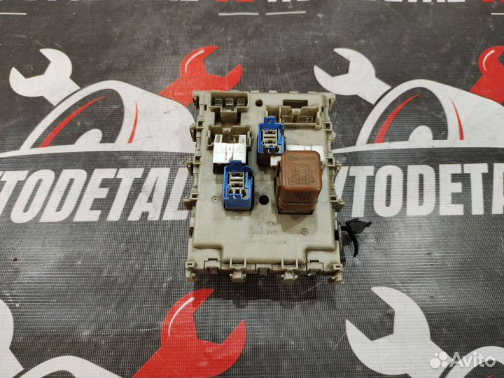 Блок предохранителей Nissan Almera N16