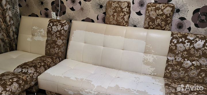 Диван мягкий угловой