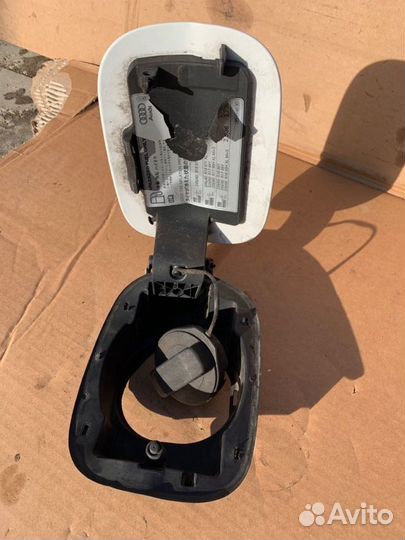 Лючок бензобака Audi А6