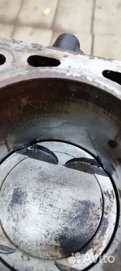 Двигатель на запчасти F4RA400