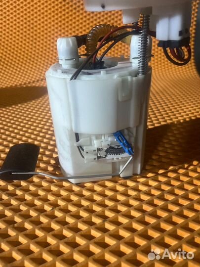 Насос топливный Hyundai Solaris Kia Rio 3