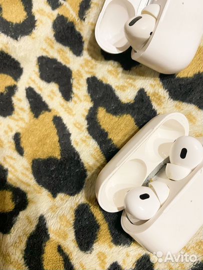 Airpods pro и pro 2