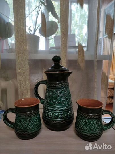 Кувшин с 2 мя кружками