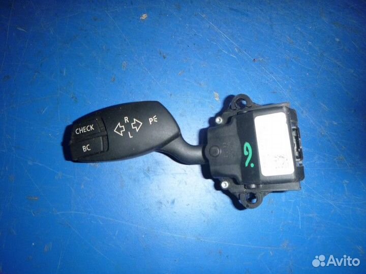 Переключатель поворотов подрулевой BMW E60/E61 200