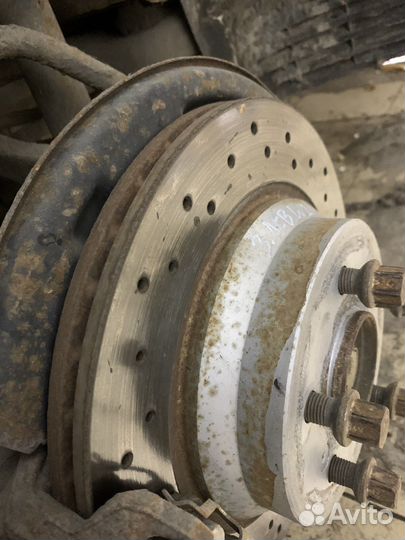 Тормозные диски в круг Мерседес Бенц Е-Класс