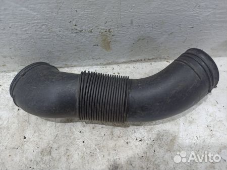 Патрубок воздушного фильтра