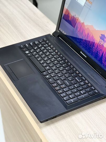 Ноутбук Lenovo / Intel, Geforce, 8GB, SSD240GB