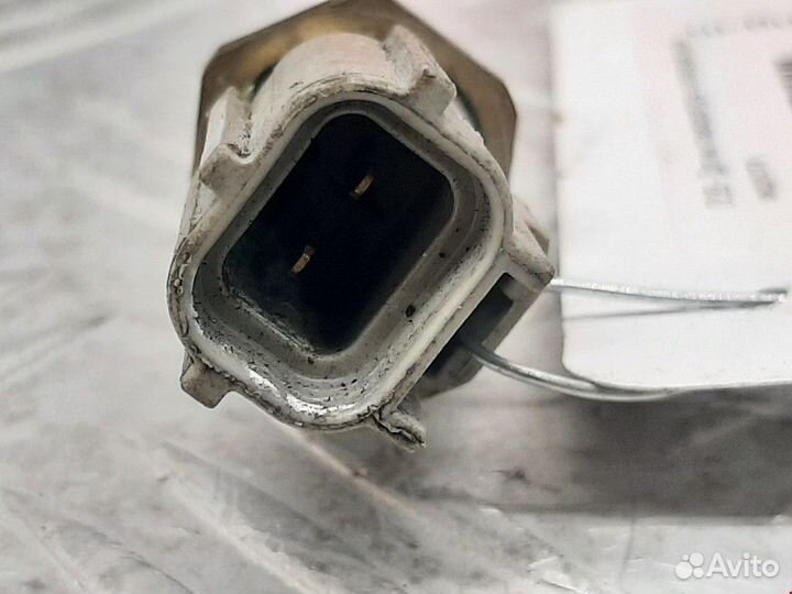 Датчик температуры охлаждающей жидкости Volvo S80