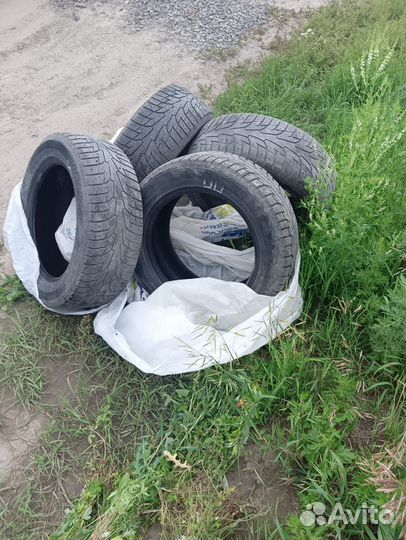 Hankook Winter I'Pike RS W419 215/55 R16