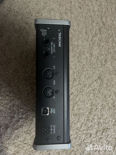Аудиокарта Tascam us 2x2