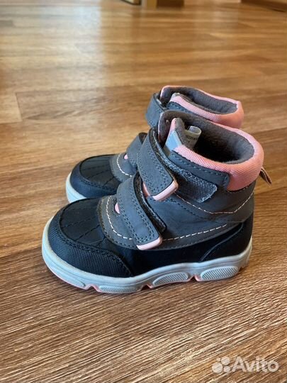 Ботинки для девочки