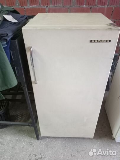 Холодильник Бирюса рабочий